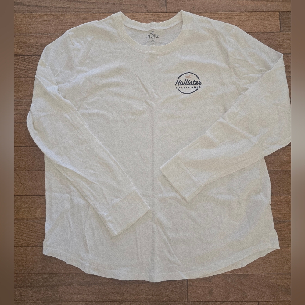 Hollister White Long Sleeve - womens sz L. EUC